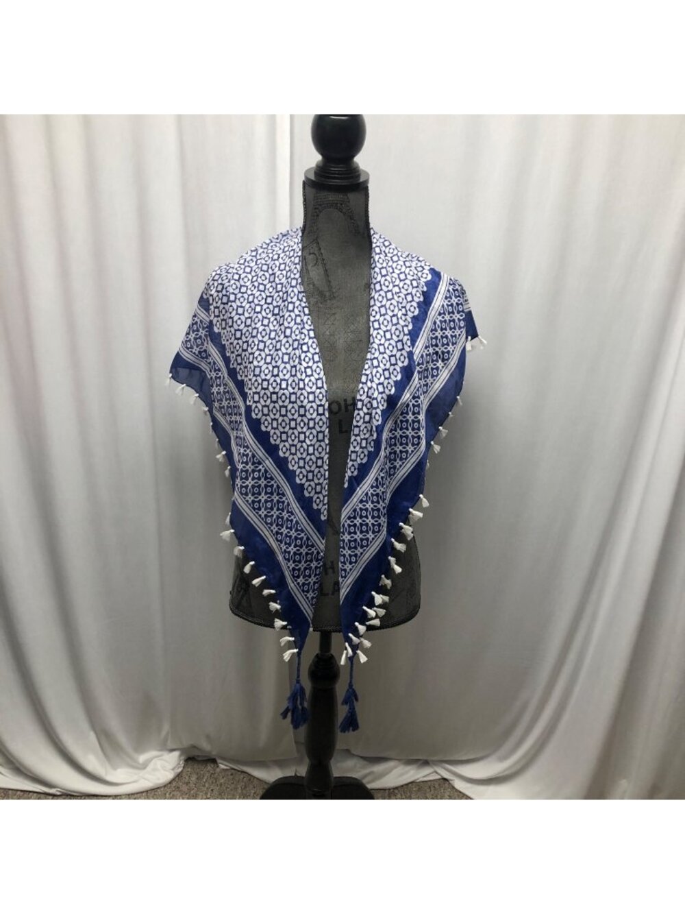 Blue White Geometric Pattern Tassel Scarf Wrap Square 39x41in